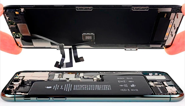 Модель iPhone 11 Pro