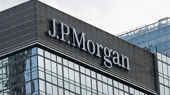 Экс-начальник JP Morgan полагает, что экономика США пребывает на &laquo;краю попасти&raquo;